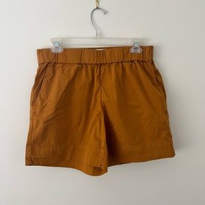 Everlane Mustard “Easy Short” Size 8